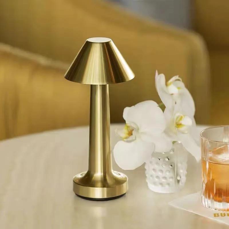 Lampe de table CHICA GOLD rechargeable - KELVINS MAROC